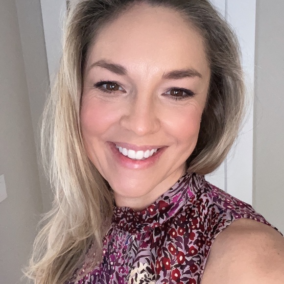 Meet your Posher, Lana - Picture 7 of 7